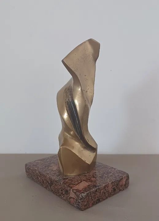Escultura abstrata em bronze Maciço - 18 cm - Foto 2