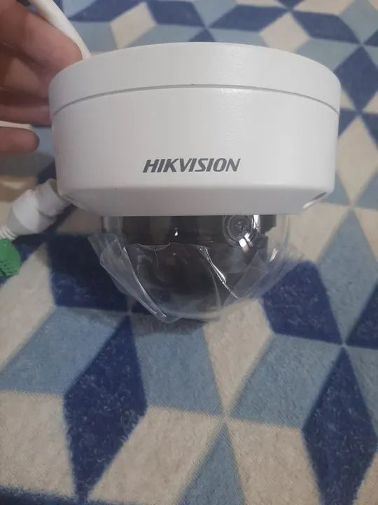 Câmera IP Hikvision Ultra Series AcuSense Câmeras e Filmadoras Vila