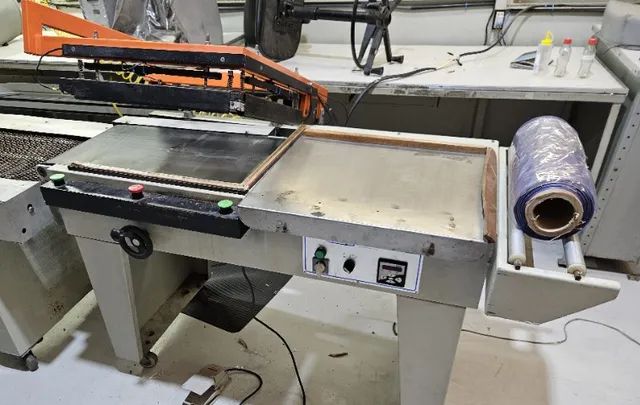 Seladora semi automática L com túnel 