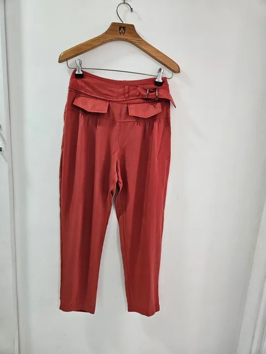 Calça Lachocolê tam p semi nova 