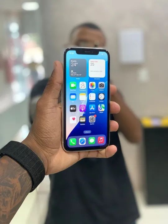iPhone X