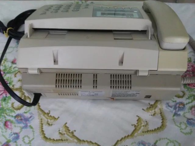 Aparelho de fax e também telefone Sharp Aparelho de fax e também telefone Sharp de 2004. - Foto 4