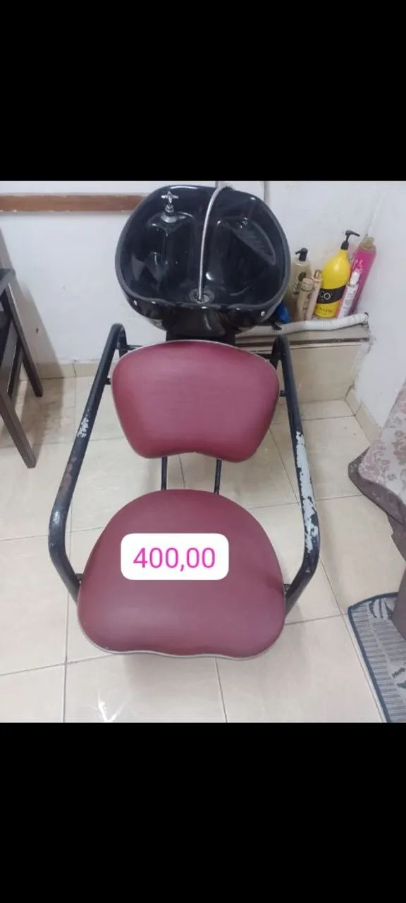 Cadeira de Barbeiro - R$ 500,00, lavatório RS 400,00 e carrinho auxiliar RS 250,00 - Foto 2