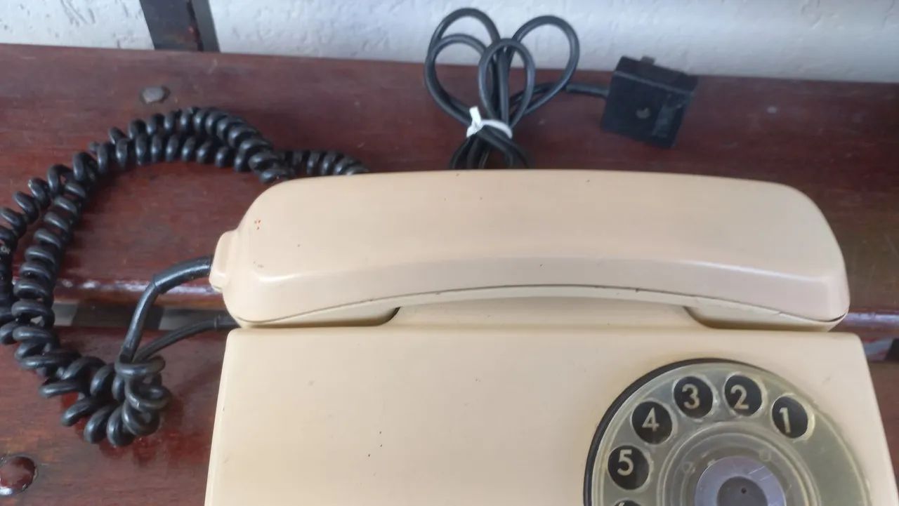 Telefone de disco Ericsson Telefone de mesa tijolinho orelhão enfeite decoração cenário  - Foto 2