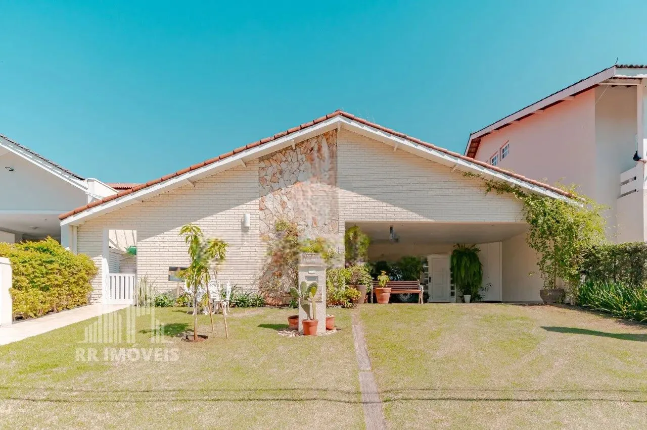 RR8188 Casa 262m² CONDOMÍNIO RESIDENCIAL 10 - OPORTUNIDADE - 3 Dorms 2 Vagas - Santana de