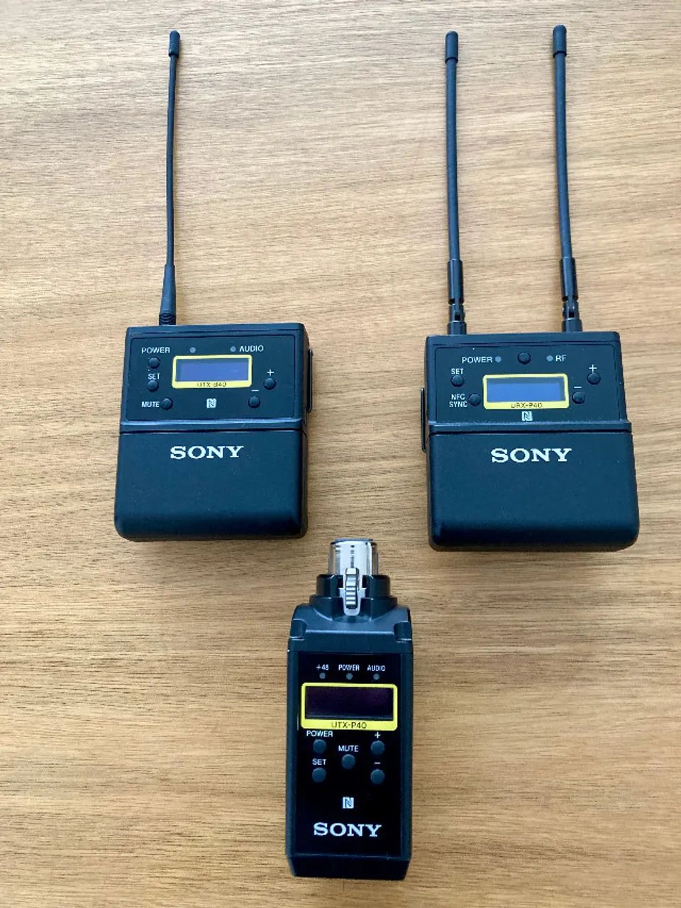 Sistema Wireless Sony UWP-D26 de Microfone de Lapela Sem Fio - Foto 3