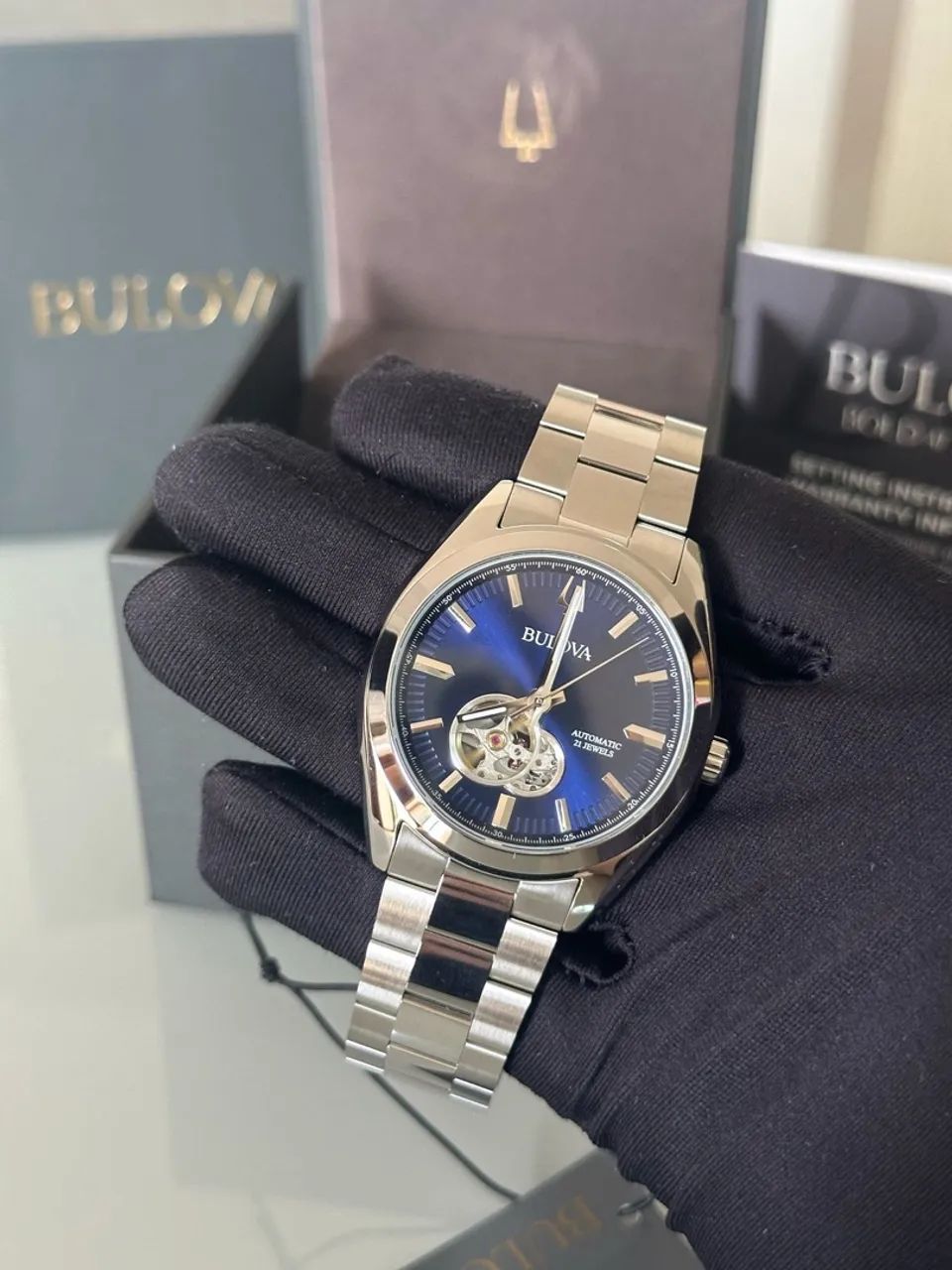 Relógio Bulova surveyor open heart azul automático 96a275 novo
