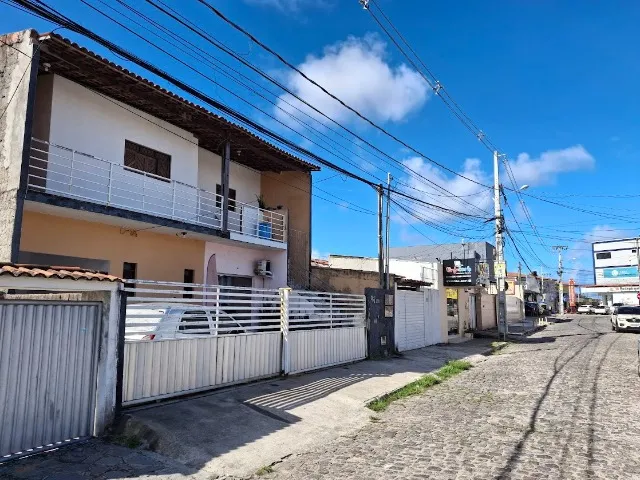 Imóvel Alugar em Mangabeira, próximo mercado (Água,Enérgia, wifi ) R$ 900