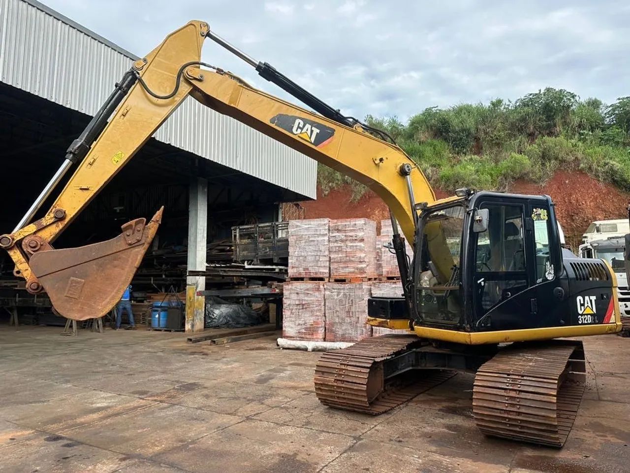 Escavadeira Caterpillar 312 D2L - Foto 4