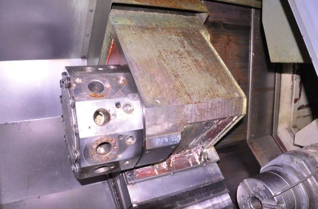 VENDO TORNO CNC MAZAK SQT250MSY ANO 1988 - Foto 5