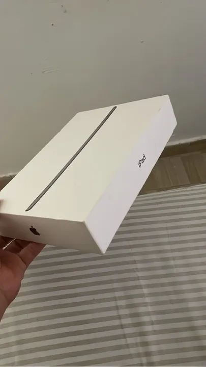 iPad 8 com acessórios 