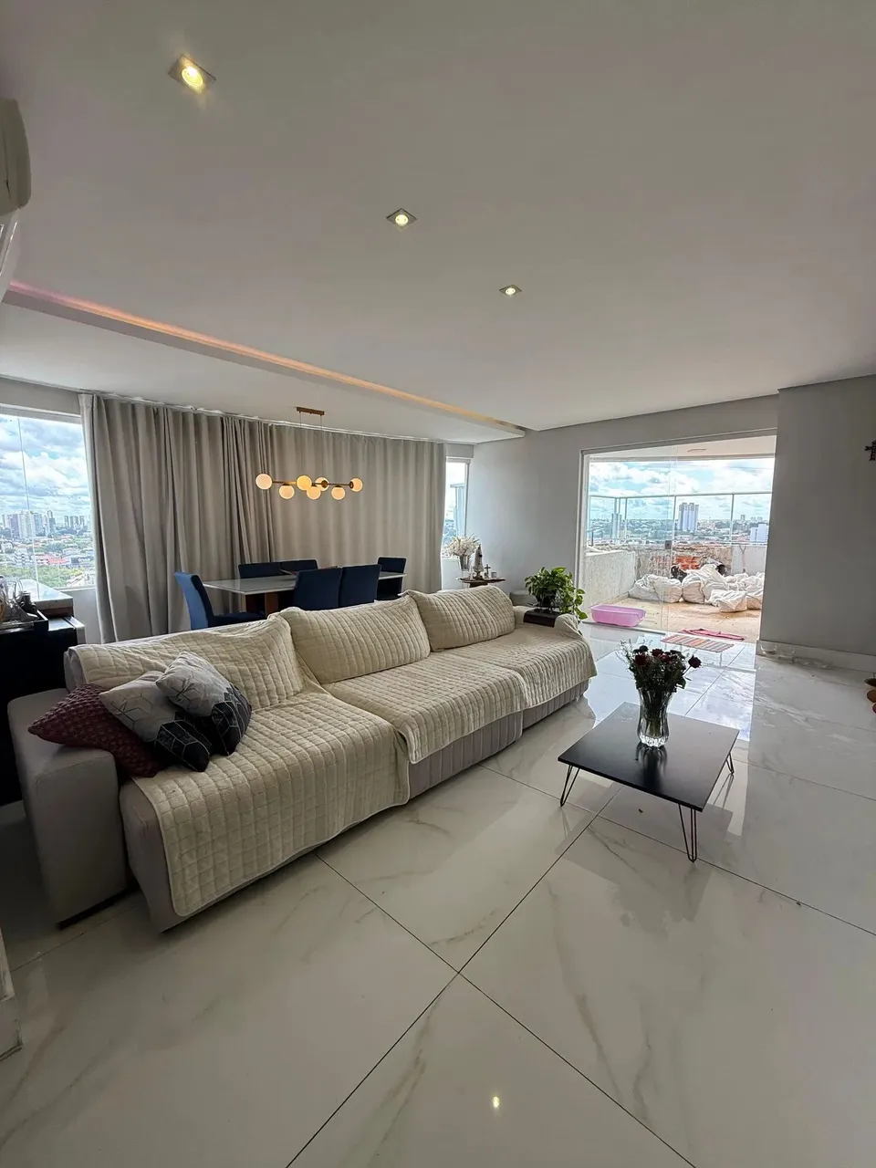 MA - Vendo - cobertura - zona leste-137 m2 com 4 suites- Teresina - PI