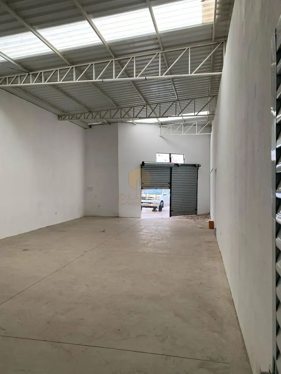 Salão Comercial para Locação na Av. Emilio Bosco no Matão em Sumaré! - Foto 2