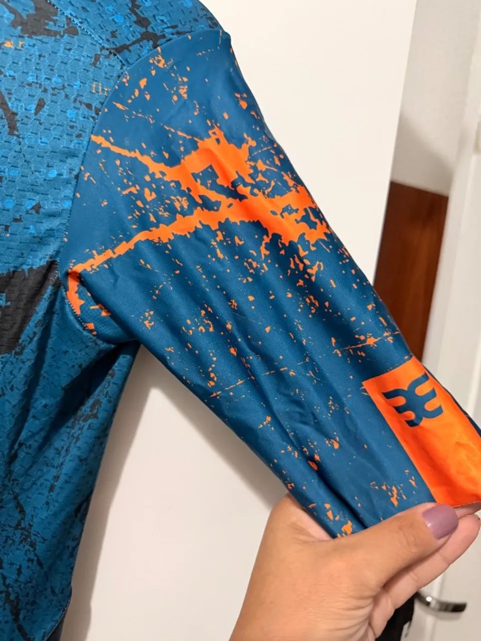 Macaquinho Tri c/ Manga Woom 140 Hunter tamanho M - Foto 6