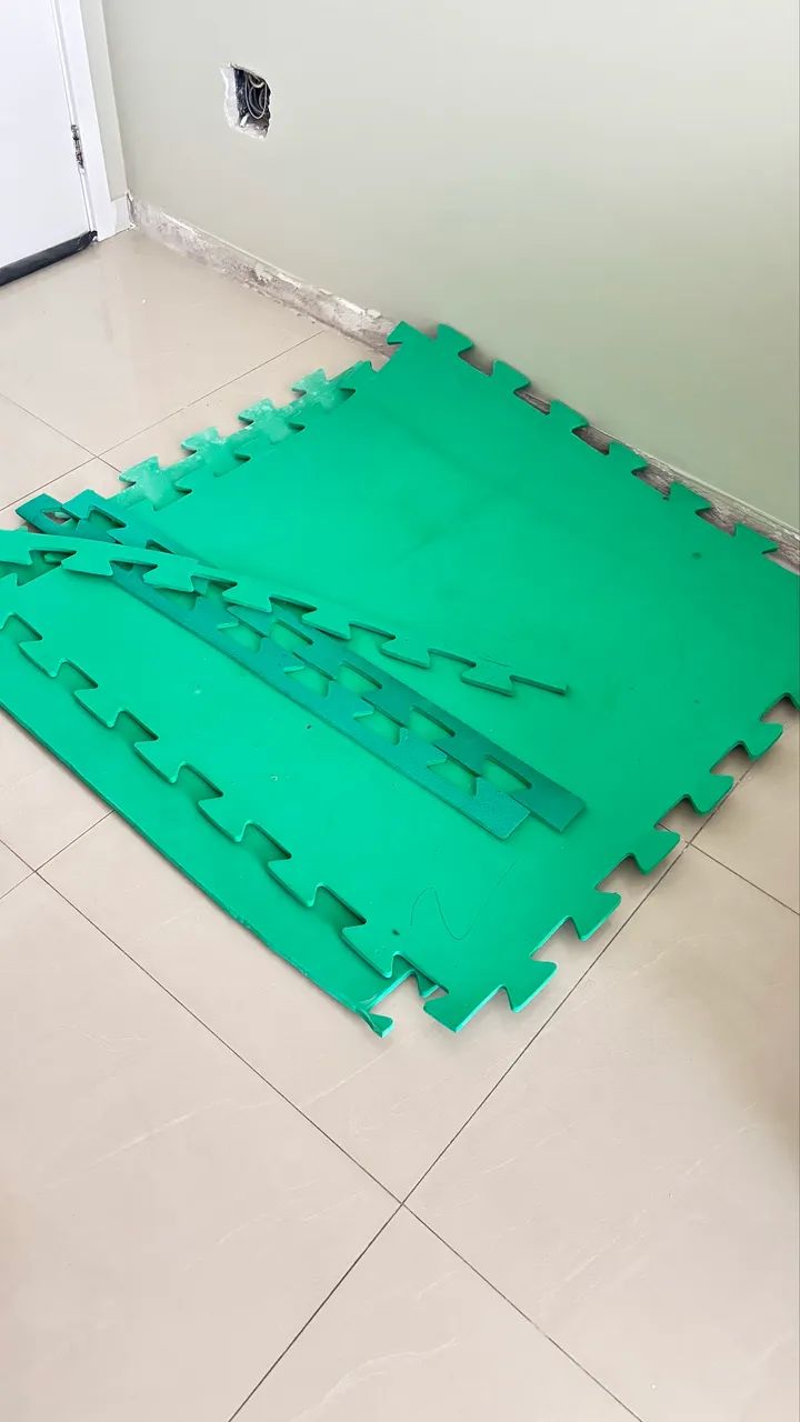 Tapete em Eva verde