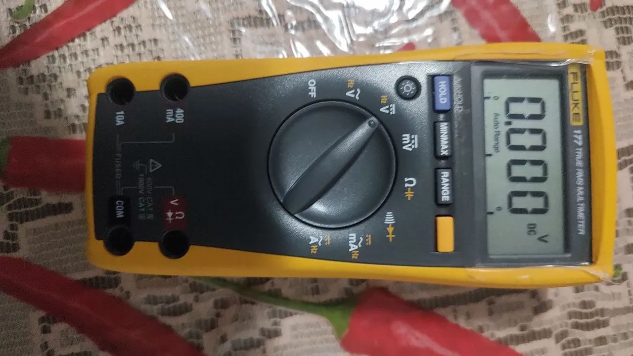 Multímetro Fluke 177 64840843116931122