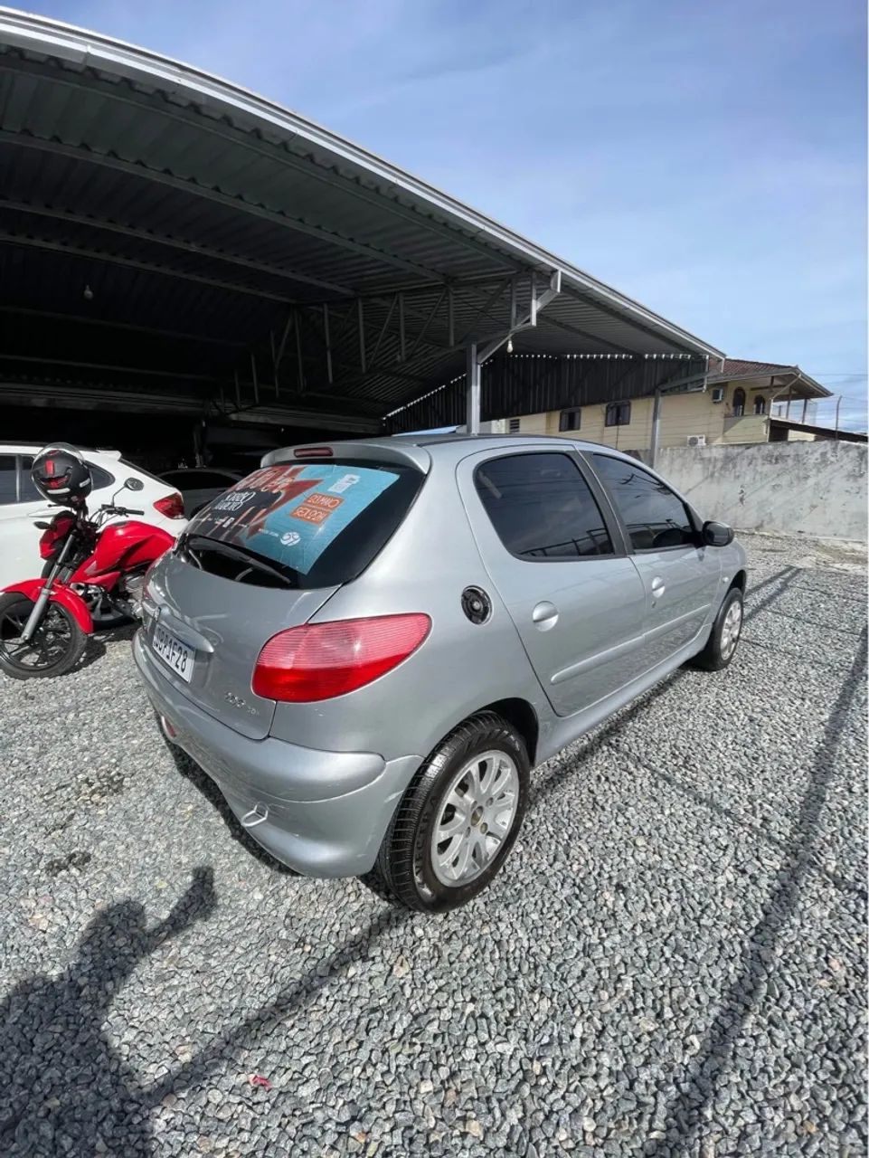 Peugeot 206 ano 2001  - Foto 2