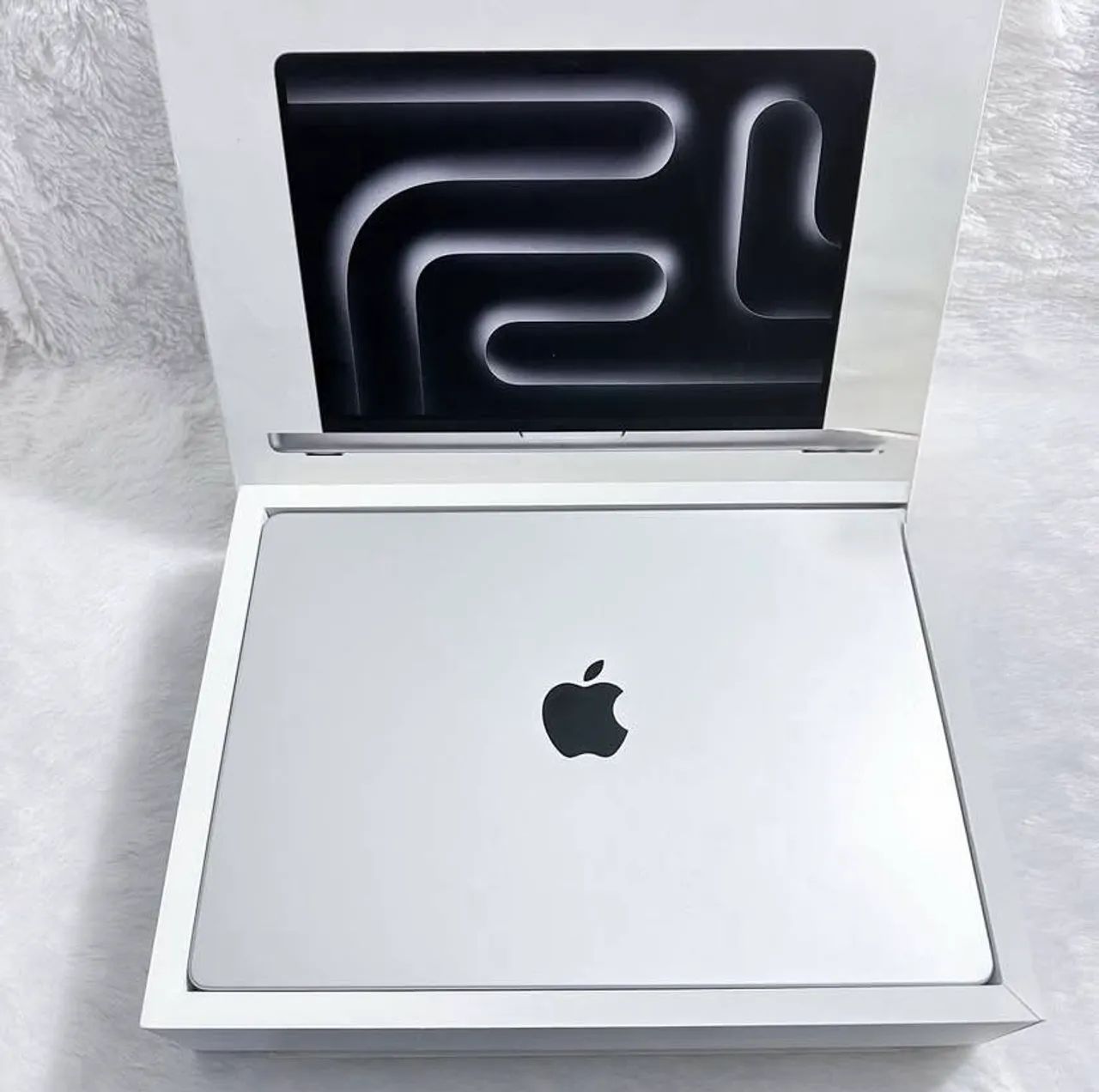 MacBook Pro M3 Pro