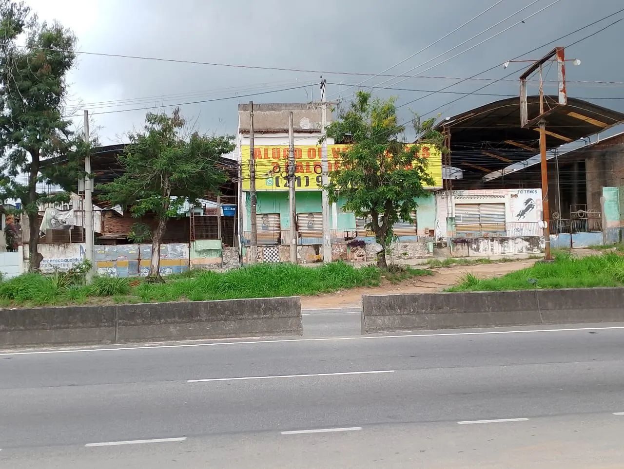 ALUGO OU VENDO EXCELENTES GALPÕES.          - Foto 14