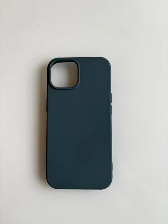 Capa de silicone para iPhone 15 com Magsafe - Verde Escuro