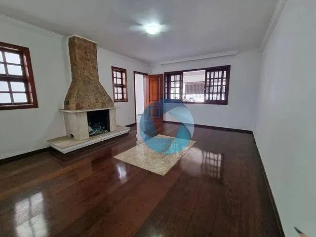 Sobrado com 3 dormitórios, sendo 1 suíte à venda, 200 m² por R$ 1.250.000 - Jardim das Ver