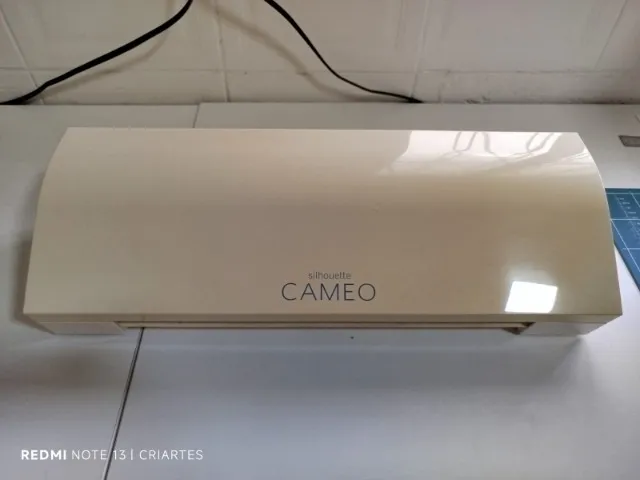 Silhouette Cameo 3