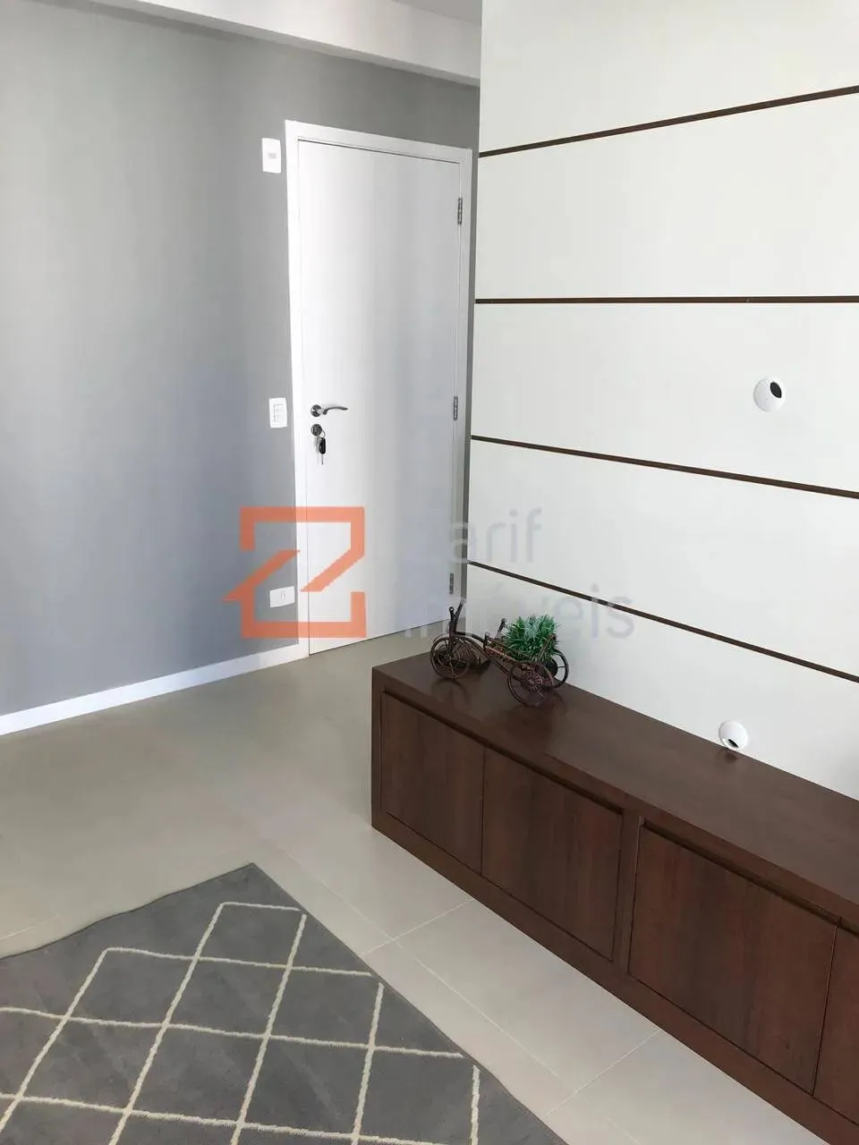 VENDO EXT PRAÇA DO MORUMBI, APTO 38 M², MOBILIADO, AR COND. 1 DORM, 1 VAGA