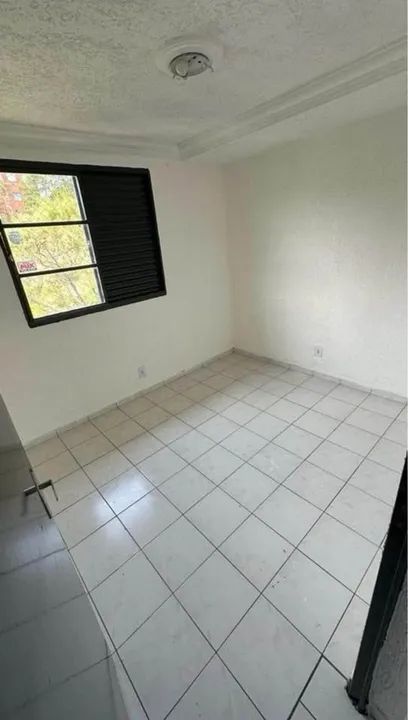 Apartamento à venda no CDHU Jd. Ipanema