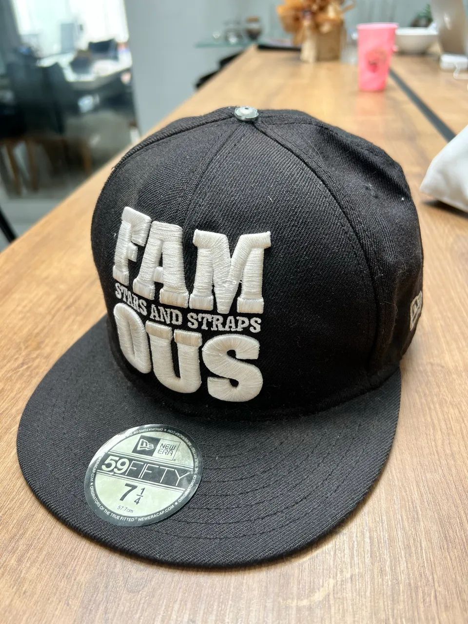 Boné New Era Edição Limitada Famous  - Foto 2