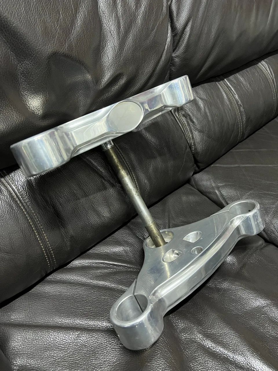 Mesas para Bengala 41mm Motos Harley Davidson  - Foto 5