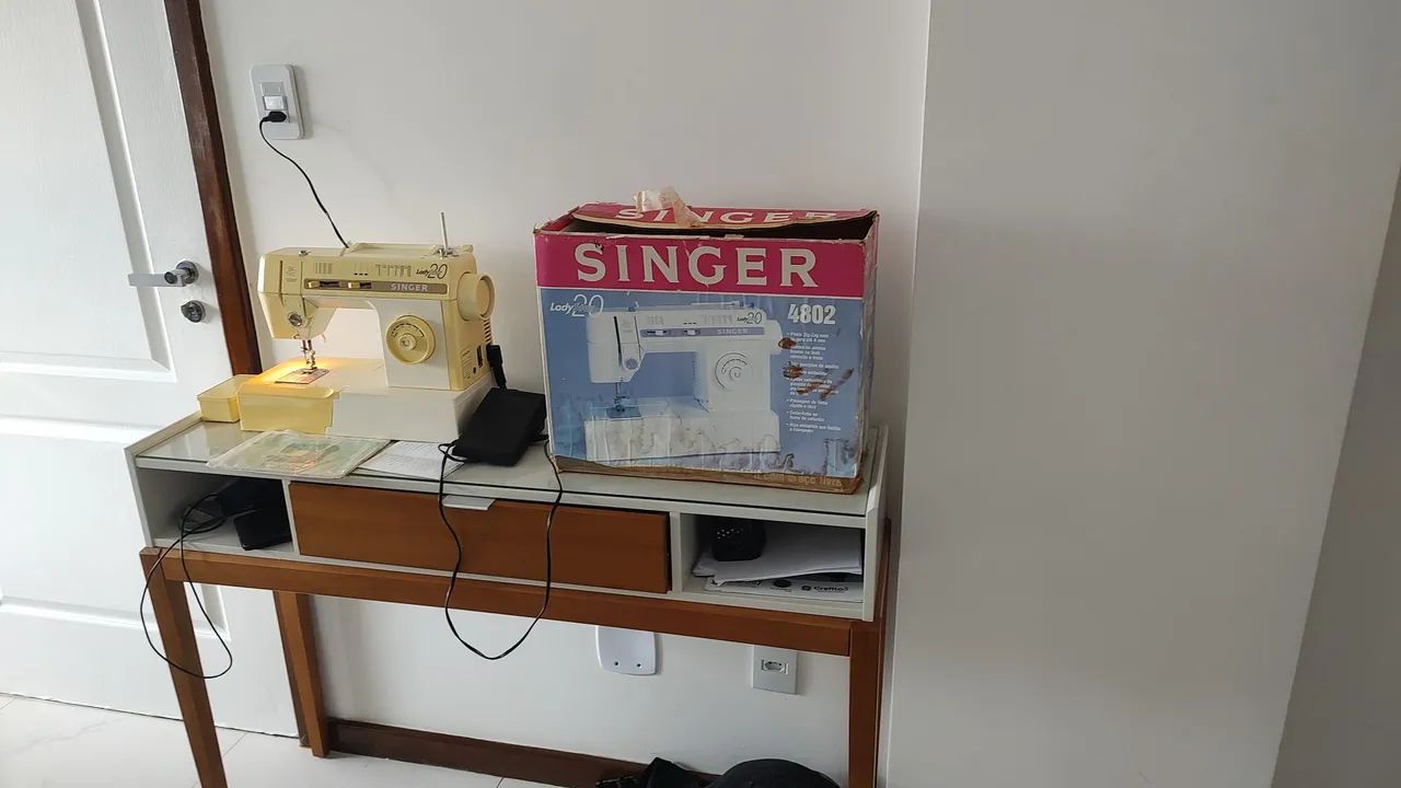 Máquina de costura Singer 