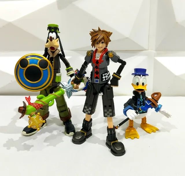 Exclusivo Bring Arts Kingdom Hearts Iii Sora Donald Goofy Toy