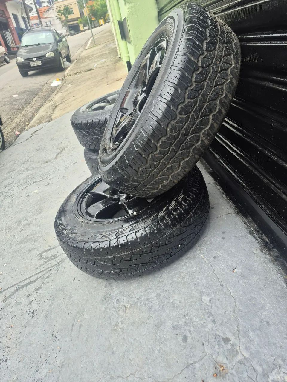 Rodas para pikps com pneus 5 furos oportunidade - Foto 2