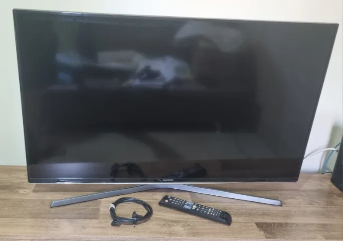 40" Full HD Flat Smart TV J6400 Series 6 - Com Defeito