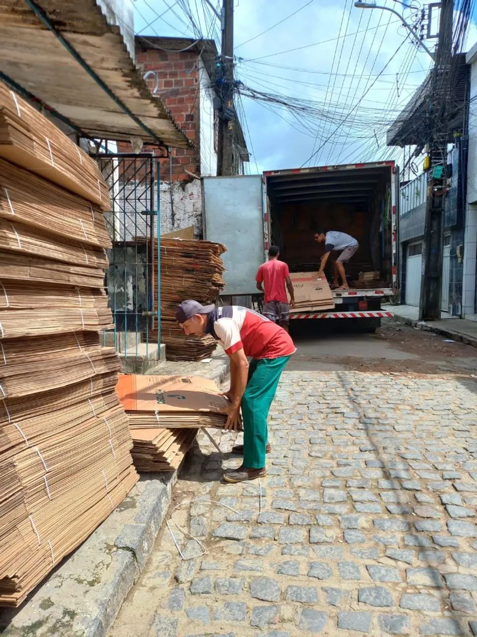 Empacotamento de Mudança - Plástico bolha, Durex, Caixas de Papelão  - Foto 5