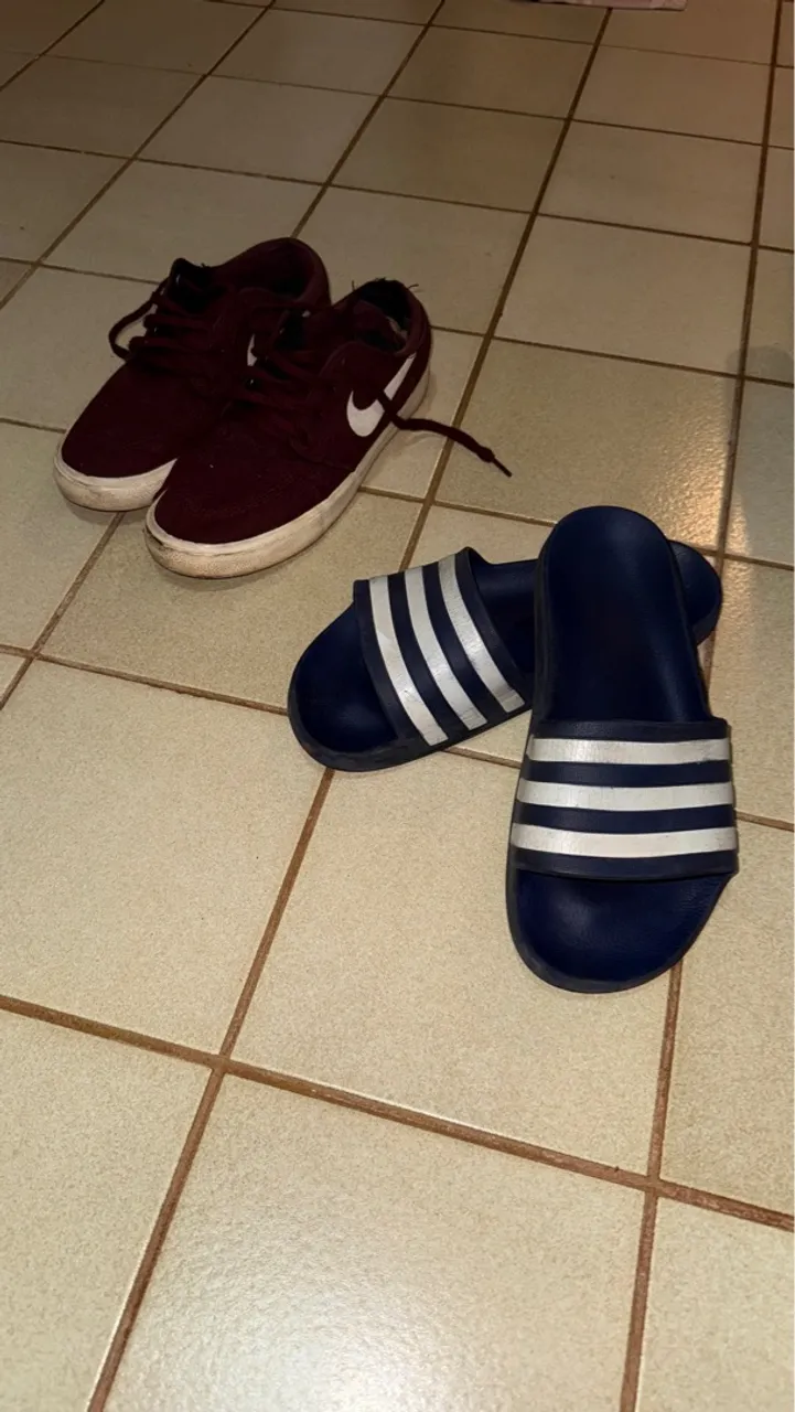 Tênis Nike e Chinelos Adidas