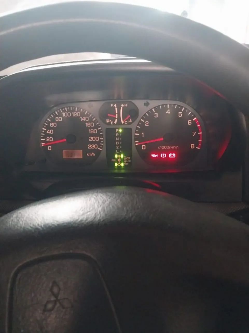 Pajero 4x4 automática top!! - Foto 4