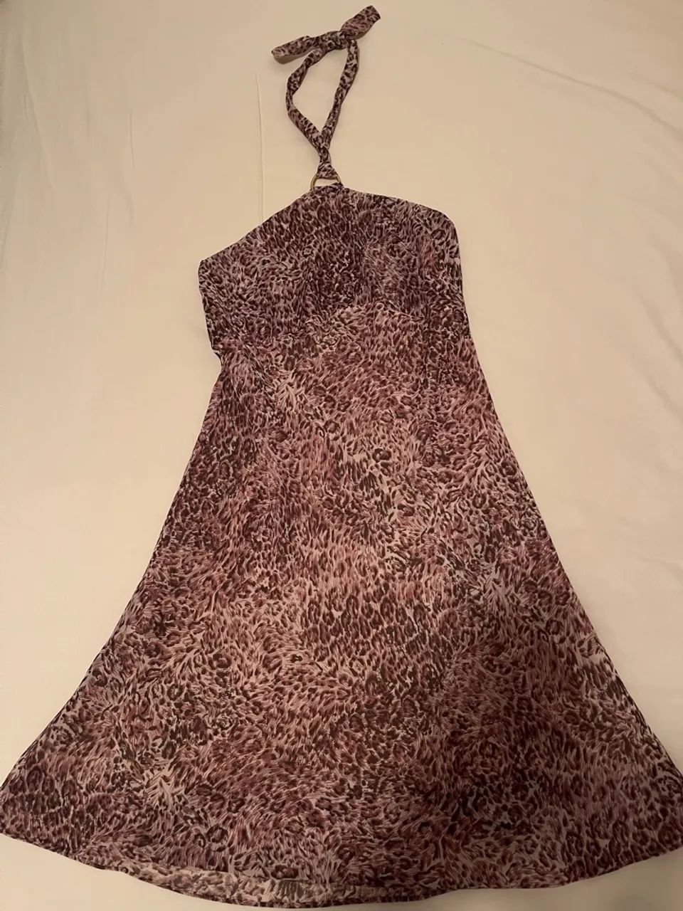Vestido de Onça Rosa com amarração no pescoço - Tamanho 38 - Foto 2