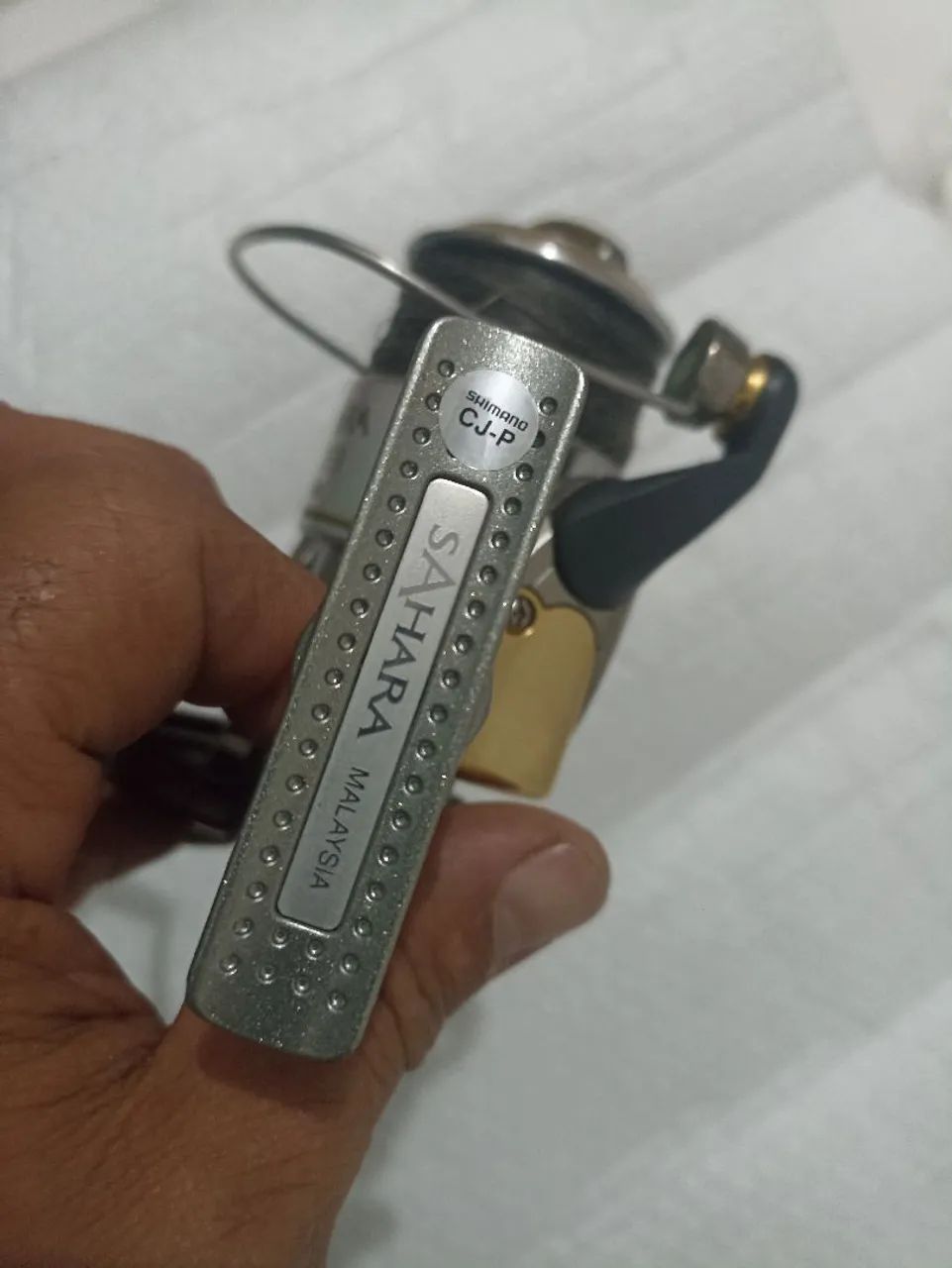 Molinete Shimano Sahara 4000FB - Foto 4