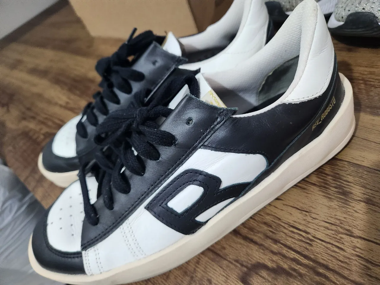 Tenis Reserva Robusto 42