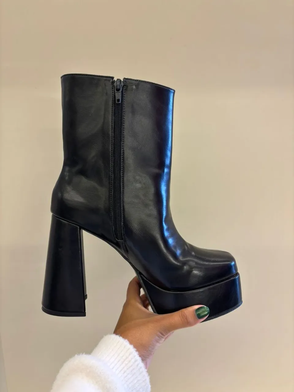 Bota Plataforma Preta