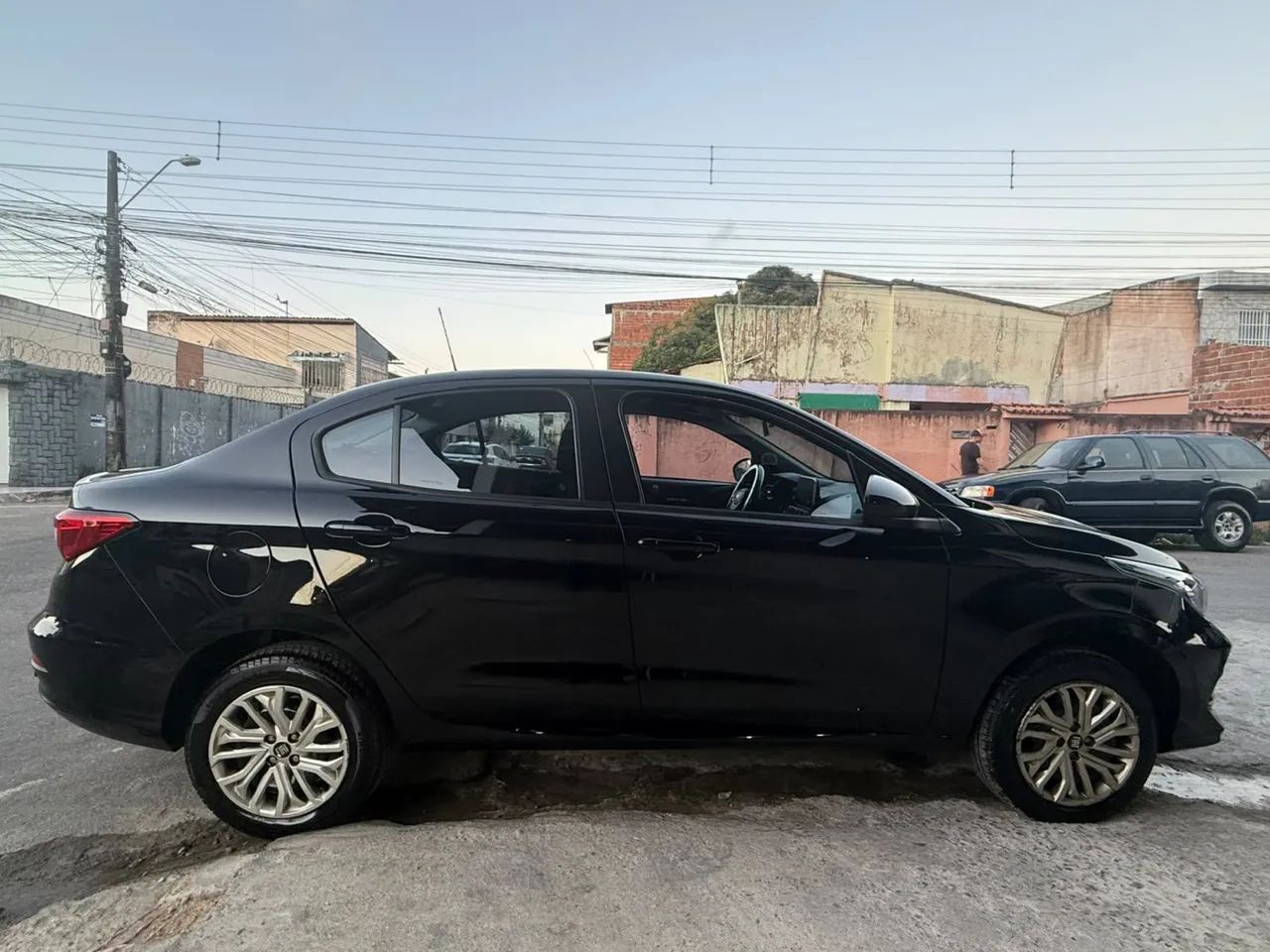 Fiat Cronos Drive 1.3 8V Flex Aut. 2023 - Foto 2