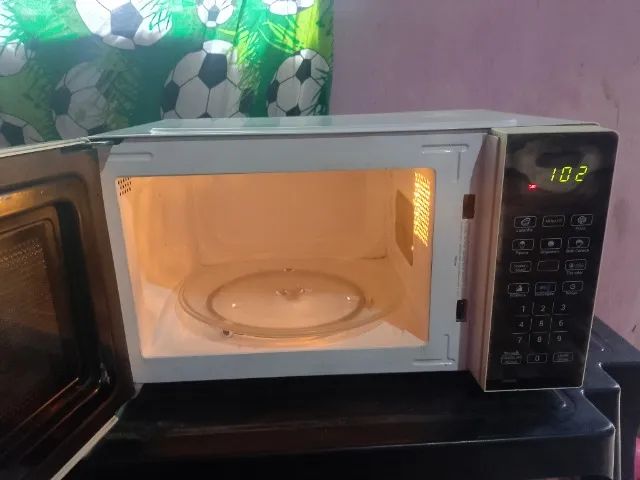 Microondas Philco espelhado funcionando normalmente  - Foto 4