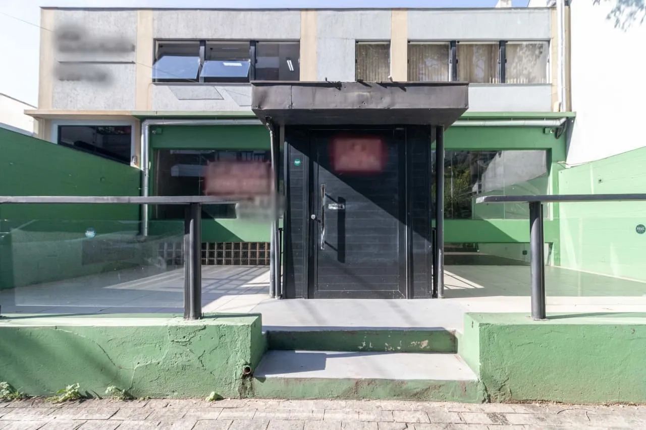 Loja na Rua Wisard, 213  125 m²