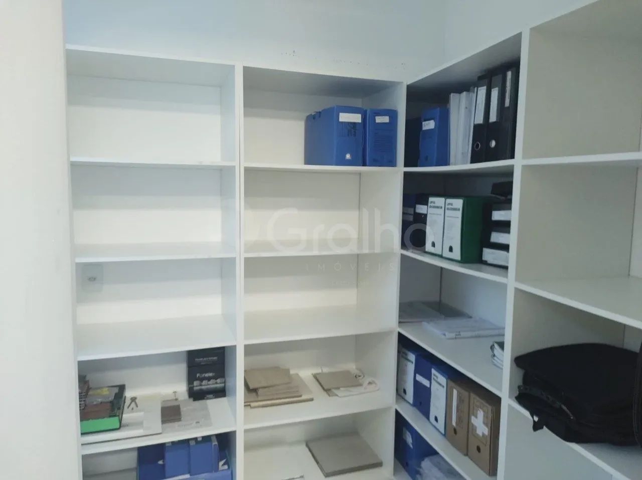 Sala comercial de 46m² no Saco Grande - Foto 2