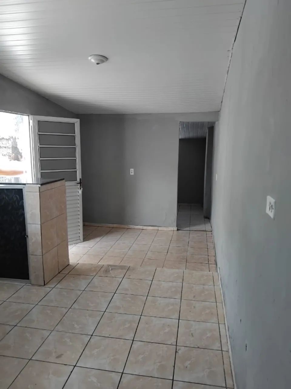 Casa com 2 quartos em casa amarela - Foto 2