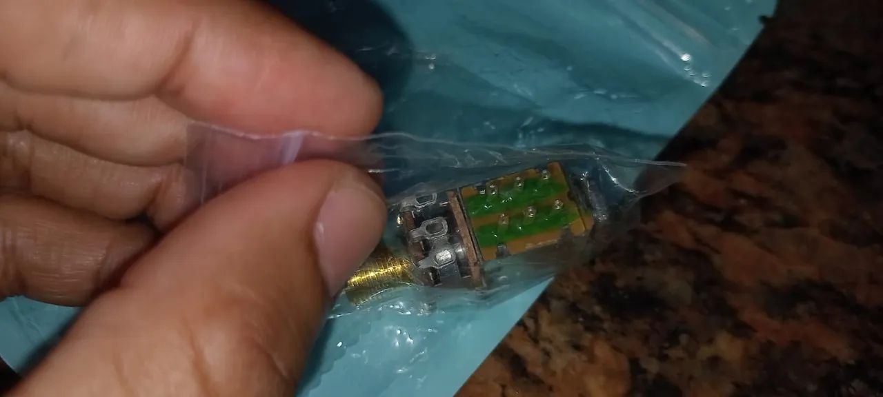 Vendo Captador e Potenciômetro  - Foto 4