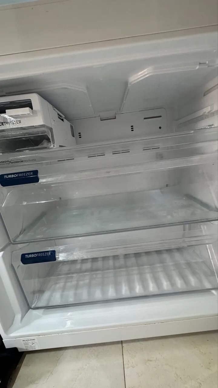 Geladeira/Refrigerador Electrolux - Foto 3