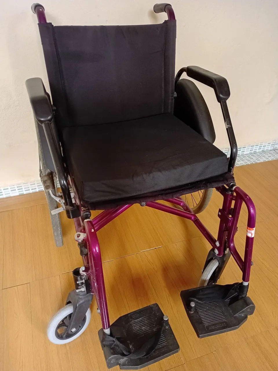 CADEIRA DE RODAS  - Foto 2