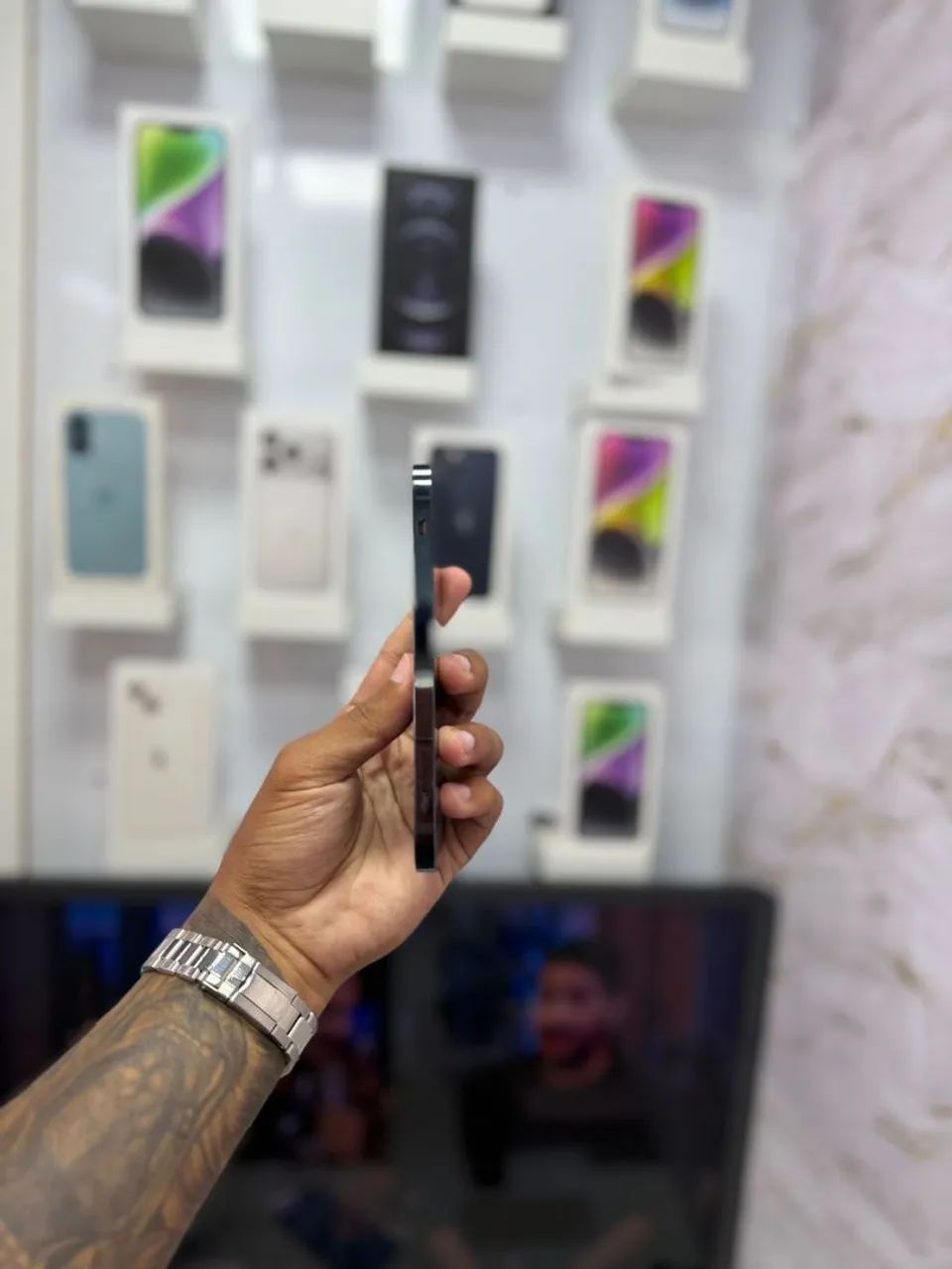 IPHONE 12 PRO 128GB<br>R$ 1.899,00 - Foto 2